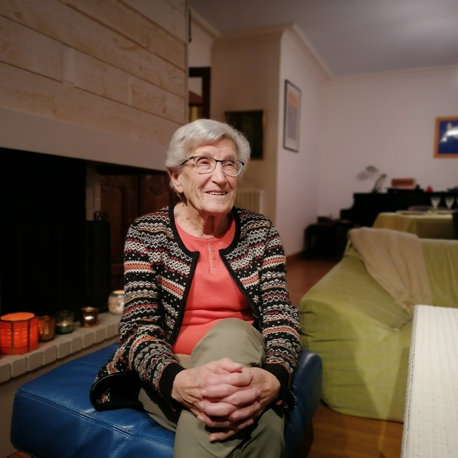 Photo de Geneviève TESTEVUIDE