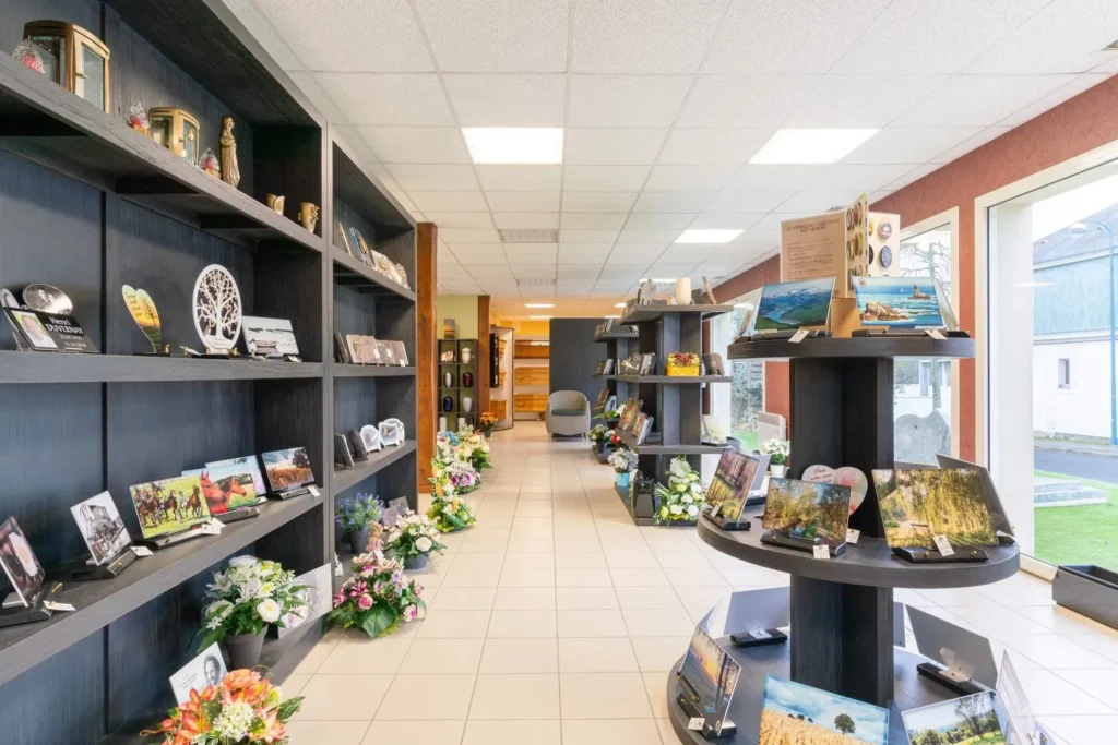 Plaques funéraires personnalisées et photos en porcelaine dans notre boutique.