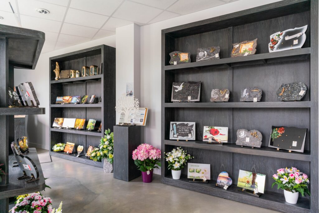 interieur magasin funeraire